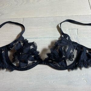 Victoria’s Secret luxury label lace bra